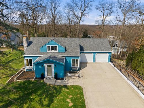 926 Sauganash Drive, Fontana, WI, 53125 | Card Image