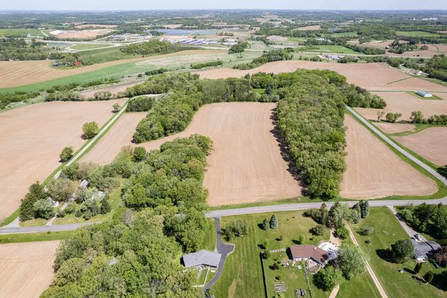 3032 Siggelkow Rd, House other with 2 bedrooms, 1 bathrooms and null parking in McFarland WI | Image 27