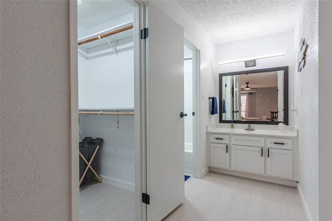 APT-806 - 7600 Emmett F Lowry Expy, Townhouse with 2 bedrooms, 2 bathrooms and 1 parking in Texas City TX | Image 14