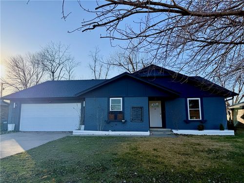 1604 S 23rd St, Rogers, AR, 72758-5634 | Card Image