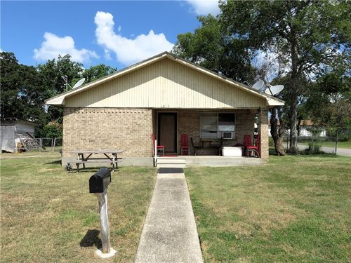 1017 Rollins Ave, Bryan, TX, 77803-5510 | Card Image
