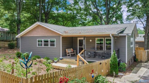 138 Mountain St, Valley Head, AL, 35989-4042 | Card Image