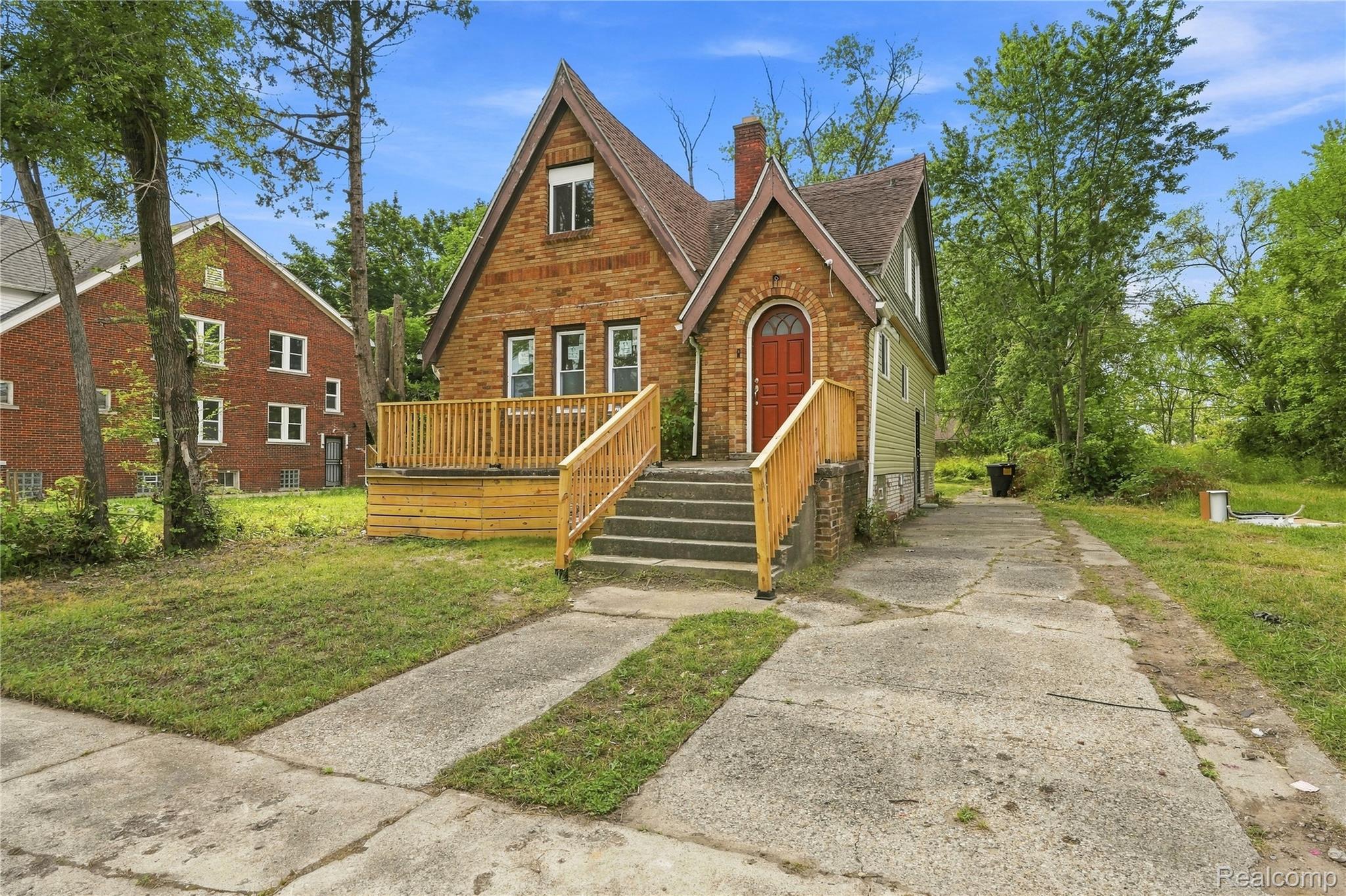 Residential in Detroit 2