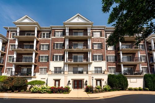 apt-501-412 Mcdaniels Cir, Clarendon Hills, IL, 60514-2105 | Card Image