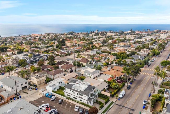 7214 Fay Ave, House other with 4 bedrooms, 3 bathrooms and 2 parking in La Jolla CA | Image 23