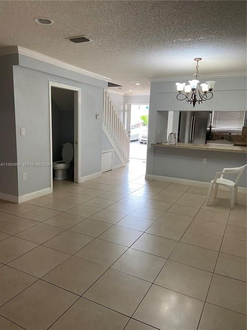 2-2367 W 74th St, Hialeah, FL, 33016-6828 | Card Image