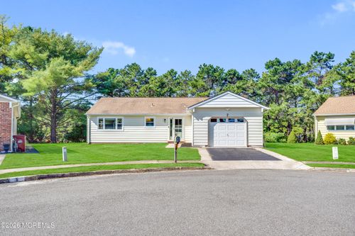 7 San Carlos Ct, Toms River, NJ, 08757-6160 | Card Image