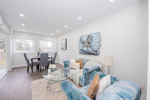 92 Cedarwood Cres, Brampton, ON, L6X4K2 | Card Image