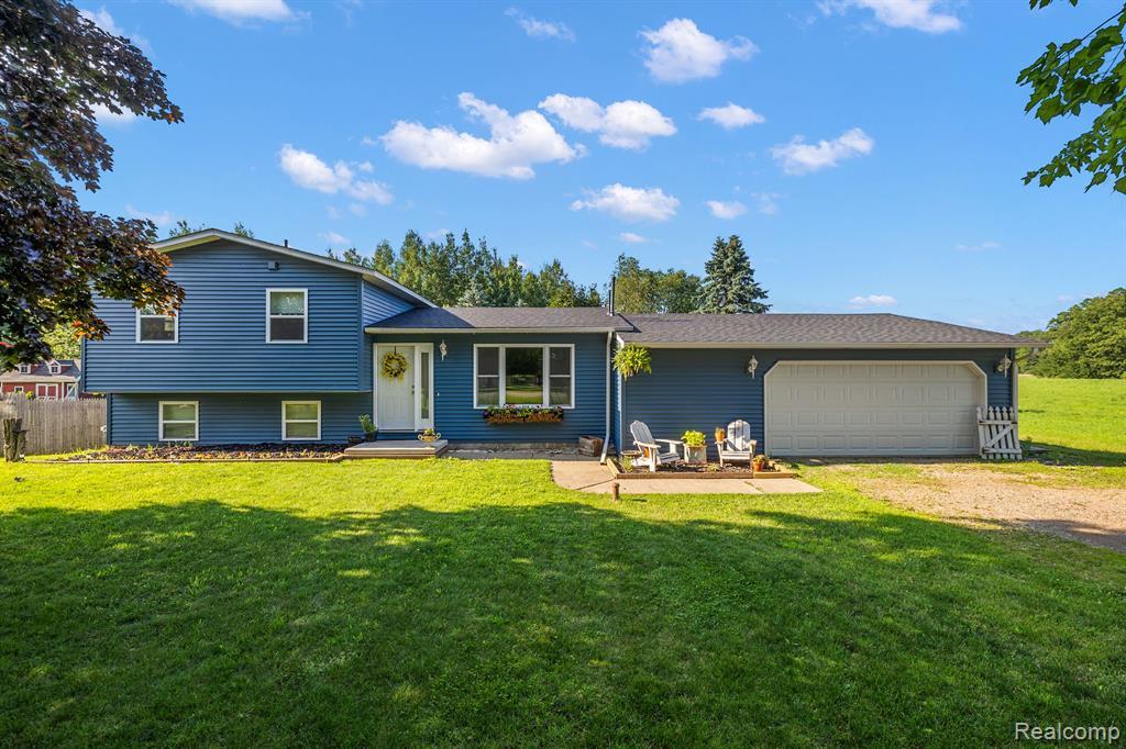 Breezeway St, North Branch, MI 48461 #1