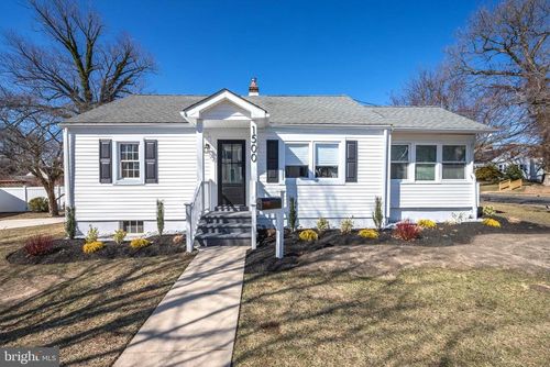 1500 Oak Ave, HADDON HEIGHTS, NJ, 08035-1524 | Card Image