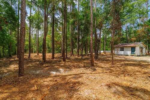 569 Ne 356th Ave, Old Town, FL, 32680-3686 | Card Image
