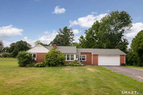 119 Bragg St, Canaan, CT, 06018-2033 | Card Image