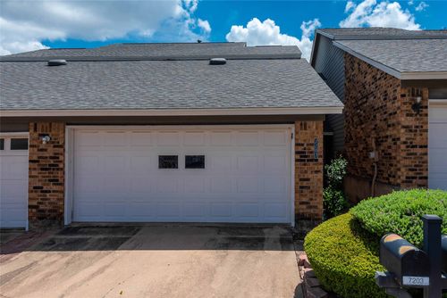 7203 Coronado Circle, Austin, TX, 78752 | Card Image