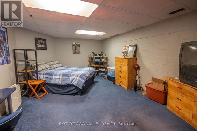 2112 Schutt Rd, House other with 3 bedrooms, 3 bathrooms and 6 parking in Palmer Rapids ON | Image 36