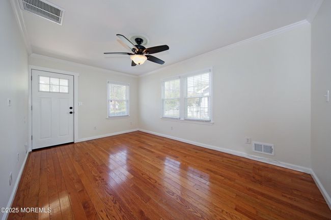 325 W Prospect Ave, House other with 2 bedrooms, 1 bathrooms and null parking in Keyport NJ | Image 9