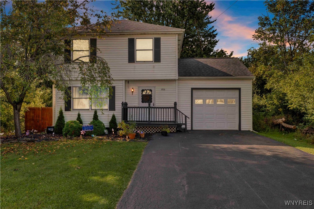 4th Ave, Niagara Falls, NY 14304