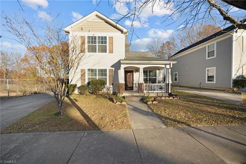 825 Hopewell St, High Point, NC, 27263-2380 | Card Image