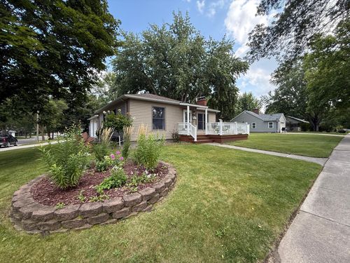 1122 N 4th St, Montevideo, MN, 56265-1022 | Card Image
