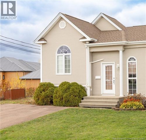 41 Merlot Cres, Dieppe, NB, E1A7W4 | Card Image