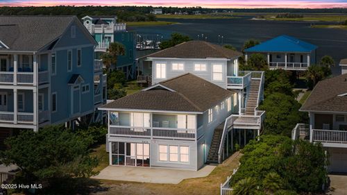 5416 W Beach Dr, Oak Island, NC, 28465-7925 | Card Image