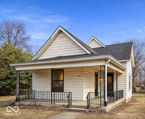 128 E South St, Mooresville, IN, 46158-1723 | Card Image