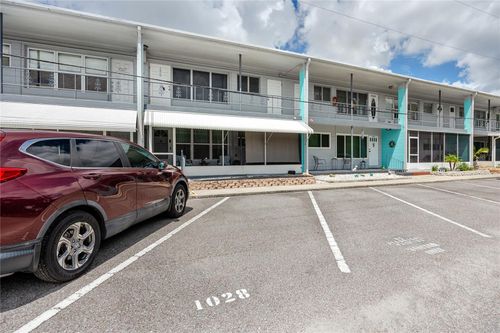 apt-1028-4152 55th Way N, KENNETH CITY, FL, 33709-5678 | Card Image