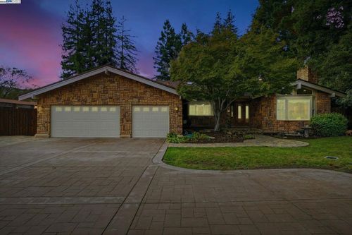 554 Freitas Rd, Danville, CA, 94526-4154 | Card Image