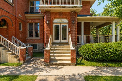 10-450 Maclaren St, Ottawa, ON, K1R5K6 | Card Image