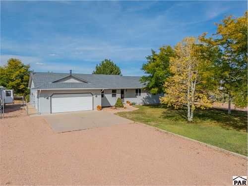 833 E Hayden Dr, Pueblo West, CO, 81007 | Card Image