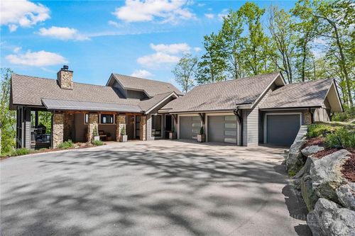 369 Ninebark Rd, Boone, NC, 28607-6404 | Card Image