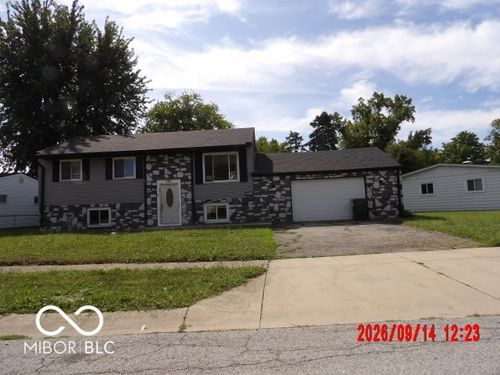 585 Northgate Dr, Greenwood, IN, 46143-1159 | Card Image