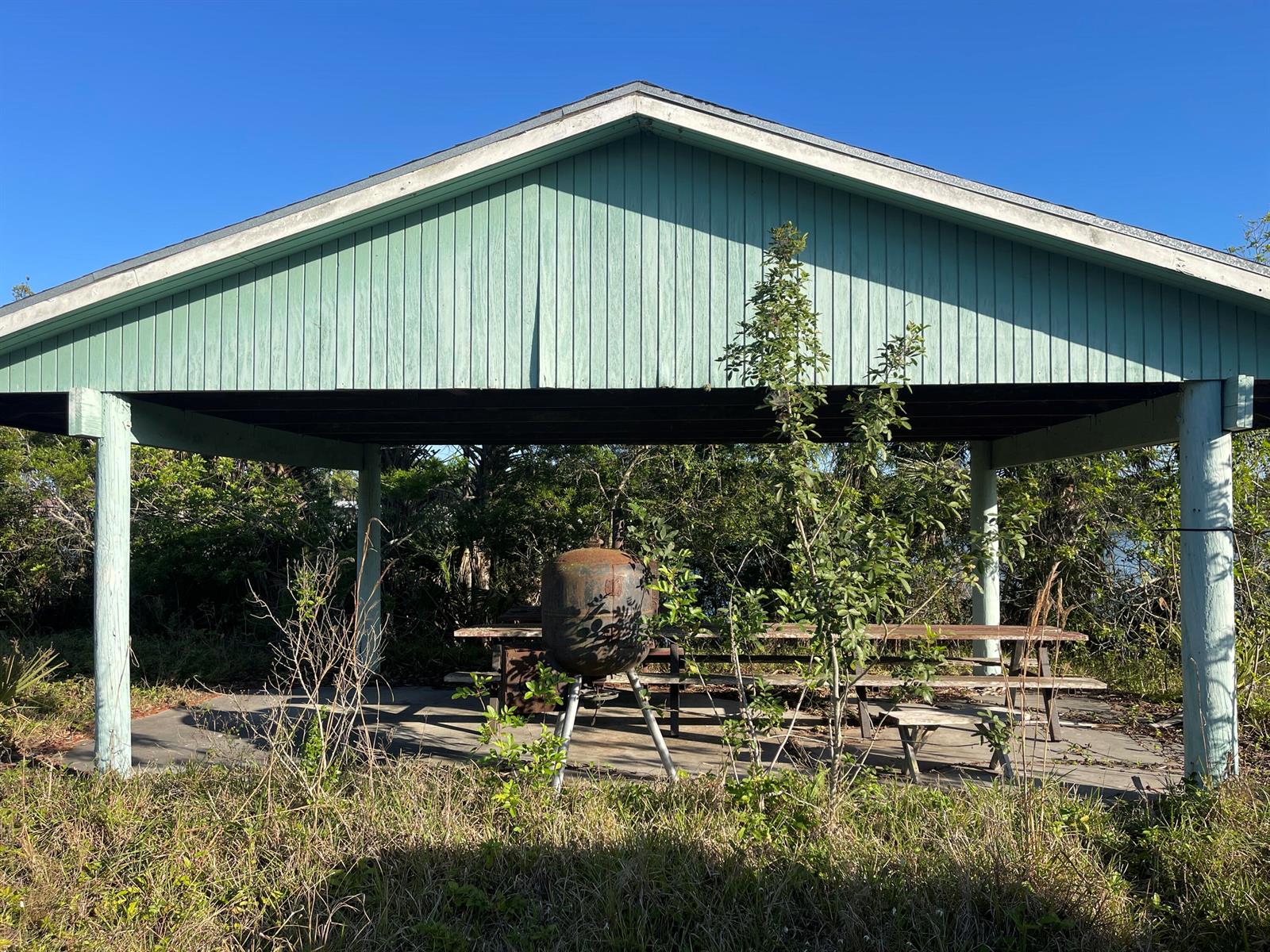 Commercial Sale in Moore Haven 5