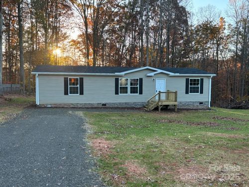 15-16-125 Apple Tree Ln, Statesville, NC, 28677-8445 | Card Image