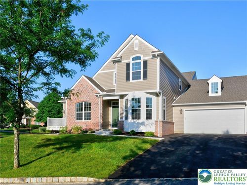 92-2430 Sonoma Ln, Forks Twp, PA, 18040-7468 | Card Image