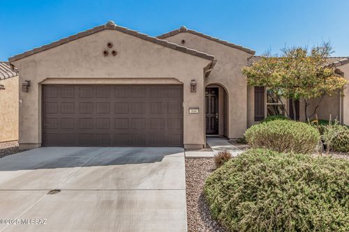 844 N Broken Hills Dr, Green Valley, AZ, 85614-5847 | Card Image