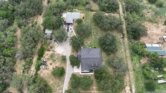 6840 S Loop 1604 W, House other with 3 bedrooms, 3 bathrooms and null parking in Von Ormy TX | Image 39