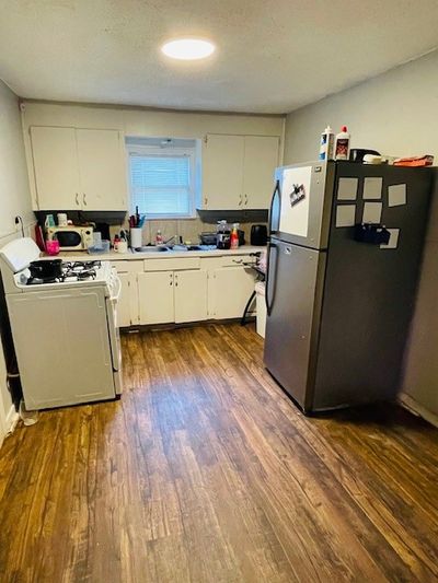 Kitchen | Image 3