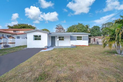 3531 Nw 9th Ct, Lauderhill, FL, 33311-6432 | Card Image