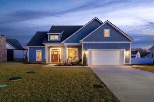 10111 Crookedhorn Ct, Bell Buckle, TN, 37020-3006 | Card Image