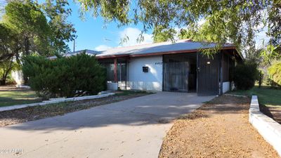 4402 E Clarendon Avenue, House other with 3 bedrooms, 2 bathrooms and null parking in Phoenix AZ | Image 2