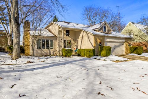 3710 Oriole Dr, Columbus, IN, 47203-1305 | Card Image