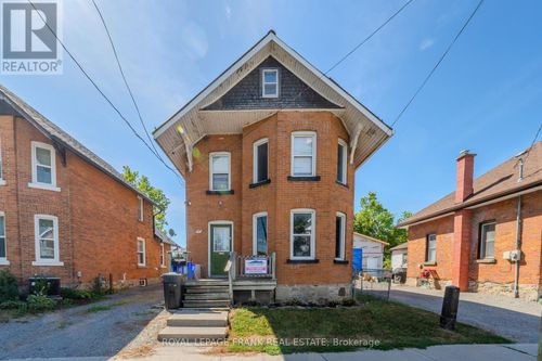 87 Durham Street W, Kawartha Lakes (Lindsay), ON, K9V2P8 | Card Image