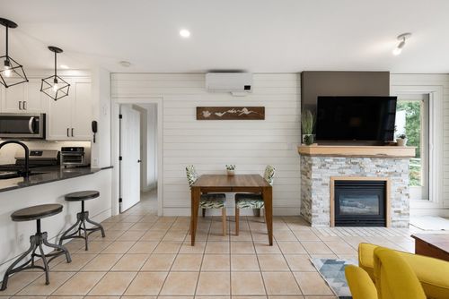 219-3629 Deercrest Dr, North Vancouver, BC, V7G2S9 | Card Image