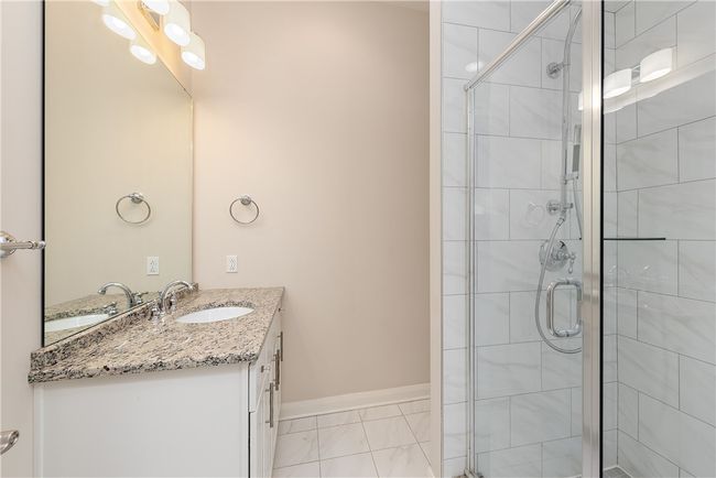APT-518 - 301 5 Th Ave, Condo with 2 bedrooms, 2 bathrooms and 1 parking in Pittsburgh PA | Image 8