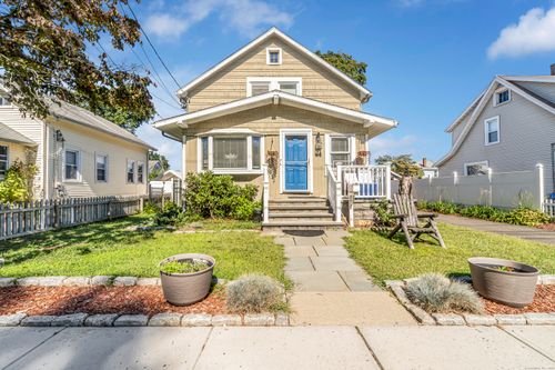 22 Fair St, Norwalk, CT, 06851-4531 | Card Image