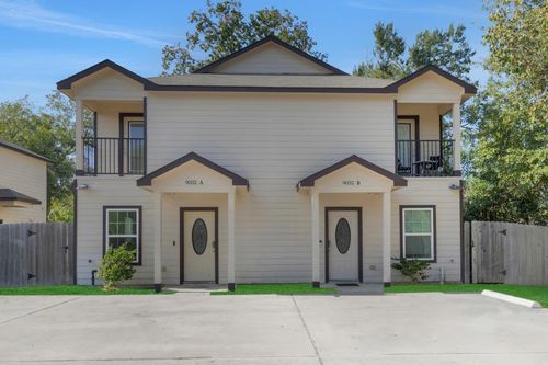 9032 Jutland Rd, Houston, TX, 77033-3923 | Card Image