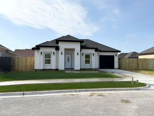 3306 Westgate Cir E, Harlingen, TX, 78552-0124 | Card Image