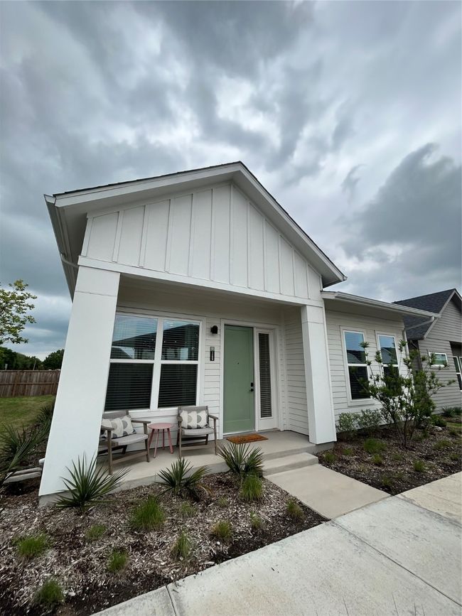 APT-1305 - 2205 N Bonnie Brae St, House other with 2 bedrooms, 2 bathrooms and null parking in Denton TX | Image 9