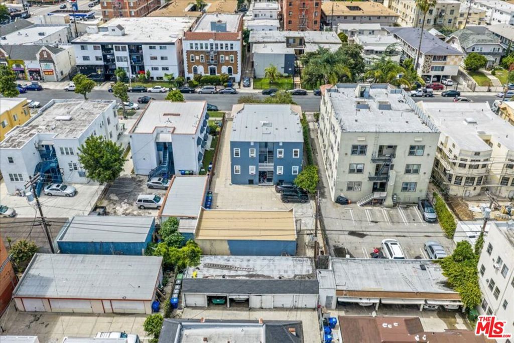 Residential Income in Los Angeles 5