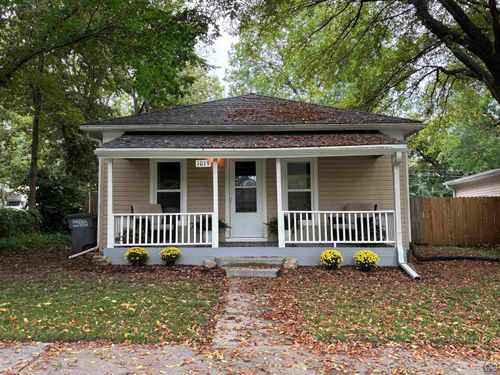 1019 Exchange St, Emporia, KS, 66801-3042 | Card Image